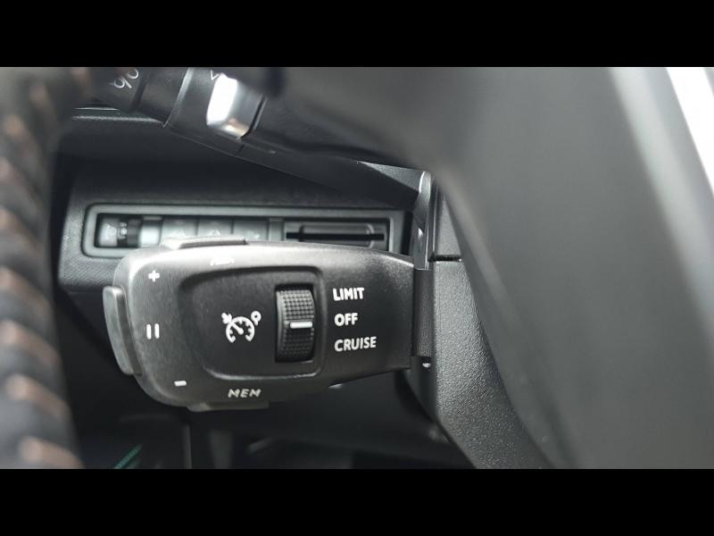 Occasion PEUGEOT 5008 Hybrid 136ch Allure Pack e-DCS6 2024 Noir Perla Nera (M) 28990 € à Nancy