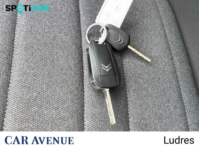 Occasion CITROEN C3 1.2 PureTech 83ch S&S Feel Pack 2021 Gris Platinium (M) - Bleu Emeraude 10990 € à Nancy