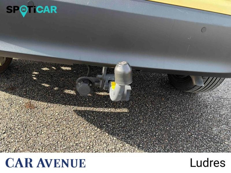 Occasion TOYOTA Yaris Cross 116h Collection MY22 2023 Or Pur/Toit Noir (M) 23490 € à Nancy