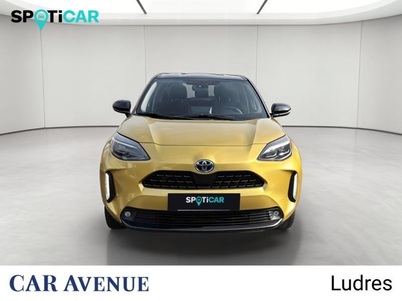 Occasion TOYOTA Yaris Cross 116h Collection MY22 2023 Or Pur/Toit Noir (M) 23490 € à Nancy