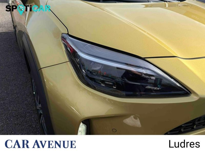 Occasion TOYOTA Yaris Cross 116h Collection MY22 2023 Or Pur/Toit Noir (M) 23490 € à Nancy