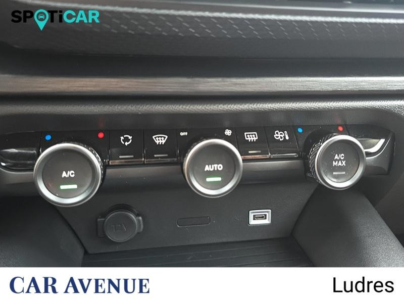 Used CITROEN C5 X 1.2 PureTech 130ch S&S PLUS boite automatique 2024 Blanc Nacré (N) - Toit Noir Perla Nera € 21790 in Nancy