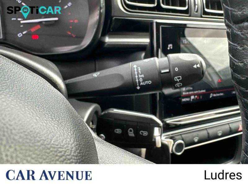 Used CITROEN C3 1.2 PureTech 83ch S&S Shine 2020 Blanc banquise € 10490 in Nancy