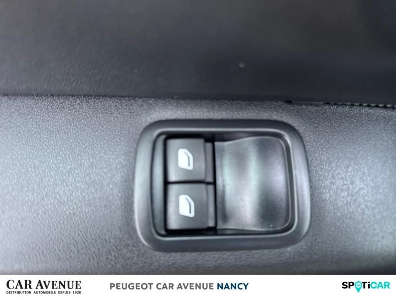 Used CITROEN C3 1.2 PureTech 83ch S&S C-Series 123g 2023 Sable (N) € 13090 in Nancy