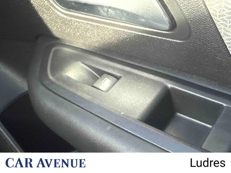 Occasion CITROEN C4 PureTech 130ch S&S Shine Pack EAT8 2021 Gris Platinium (M) 14390 € à Nancy