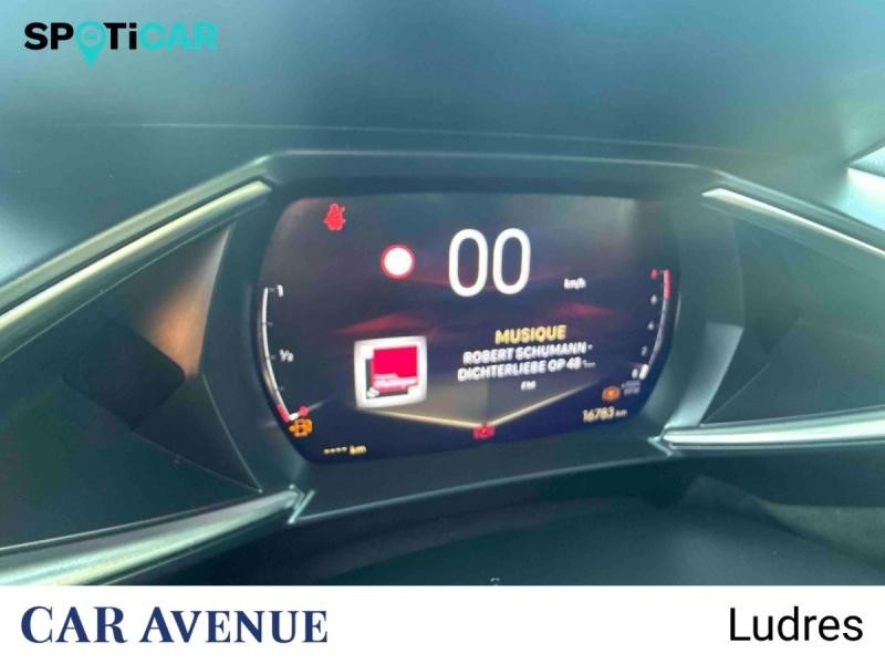 Used DS DS 3 1.2 PureTech 100ch Performance Line 2024 Blanc € 19990 in Nancy