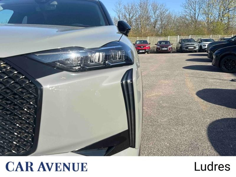 Used DS DS 3 1.2 PureTech 100ch Performance Line 2024 Blanc € 19990 in Nancy
