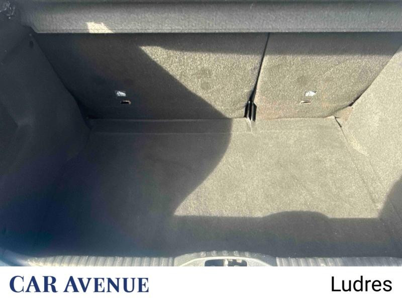 Used CITROEN C3 PureTech 82ch Shine 2017 Cobalt Blue - Blanc Opale € 8990 in Nancy