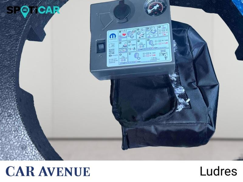 Used DS DS 3 1.2 PureTech 100ch Performance Line 2024 Blanc € 19990 in Nancy