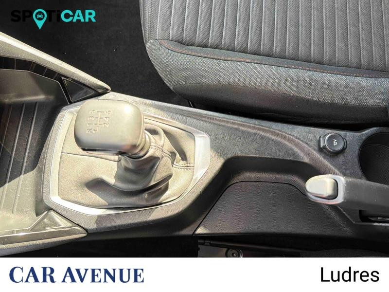 Occasion PEUGEOT 2008 1.2 PureTech 100ch S&S Active 2021 Bleu Vertigo (S) 14490 € à Nancy