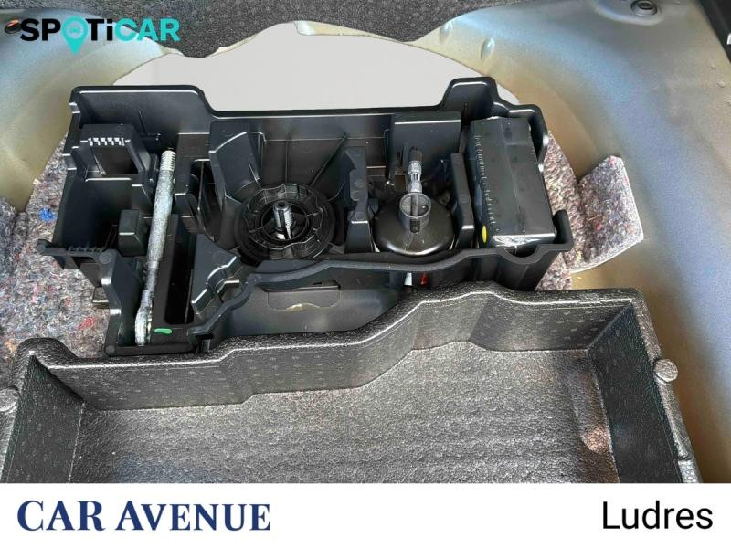 Occasion PEUGEOT 2008 1.2 PureTech 100ch S&S Active 2021 Bleu Vertigo (S) 14490 € à Nancy