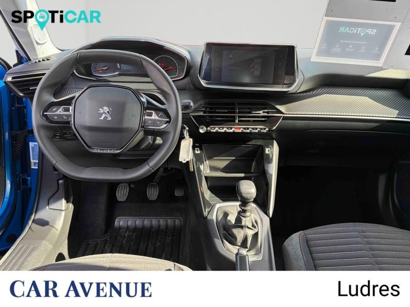 Occasion PEUGEOT 2008 1.2 PureTech 100ch S&S Active 2021 Bleu Vertigo (S) 14490 € à Nancy