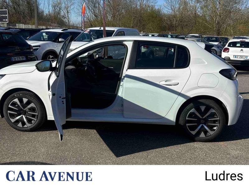 Occasion PEUGEOT 208 1.2 100ch S&S Style 2024 Blanc Banquise (O) 15490 € à Nancy