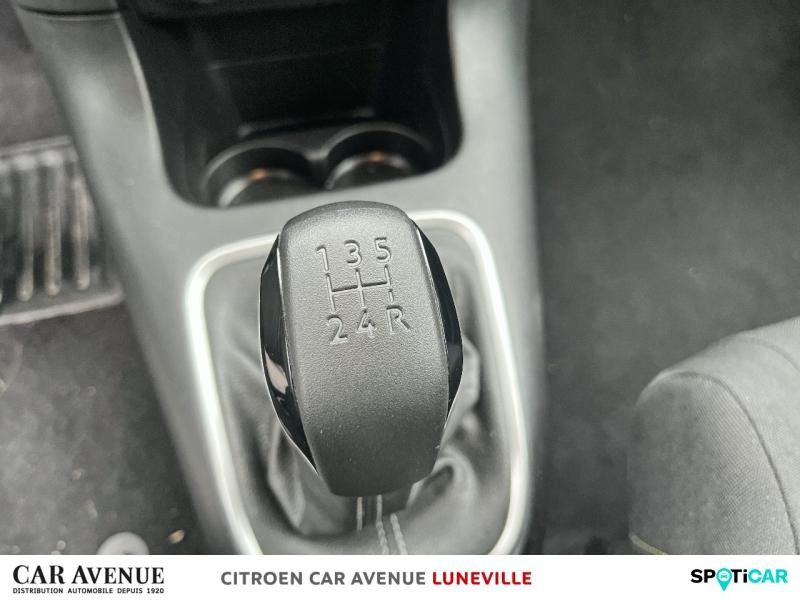 Used CITROEN C3 1.2 PureTech 83ch S&S C-Series 123g 2023 Gris Acier (M) - Noir Perla Nera € 12590 in Lunéville