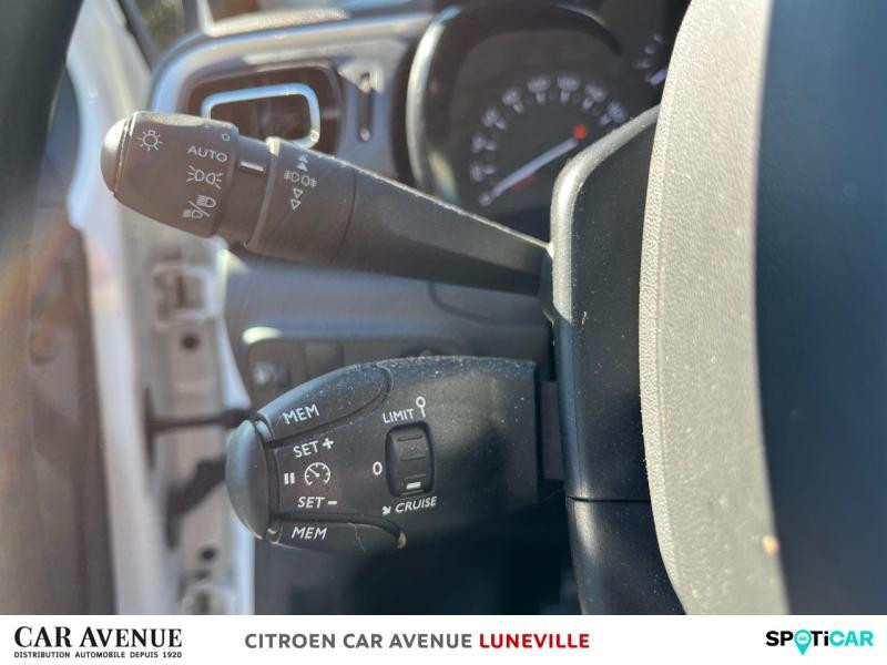 Used CITROEN C3 1.2 PureTech 83ch S&S C-Series 123g 2023 Blanc Banquise (O) € 11890 in Lunéville