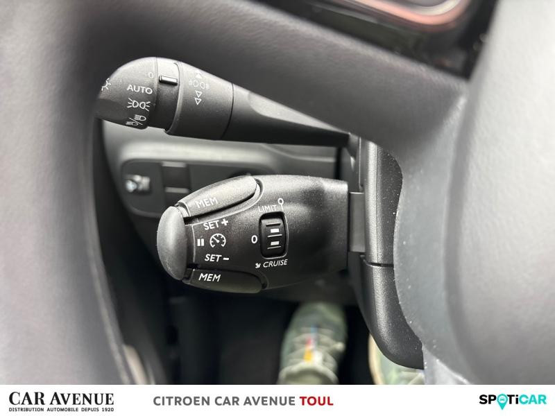 Occasion CITROEN C3 1.2 PureTech 83ch S&S Shine 2024 Gris Acier (M) - Rouge Aden 13590 € à Lunéville