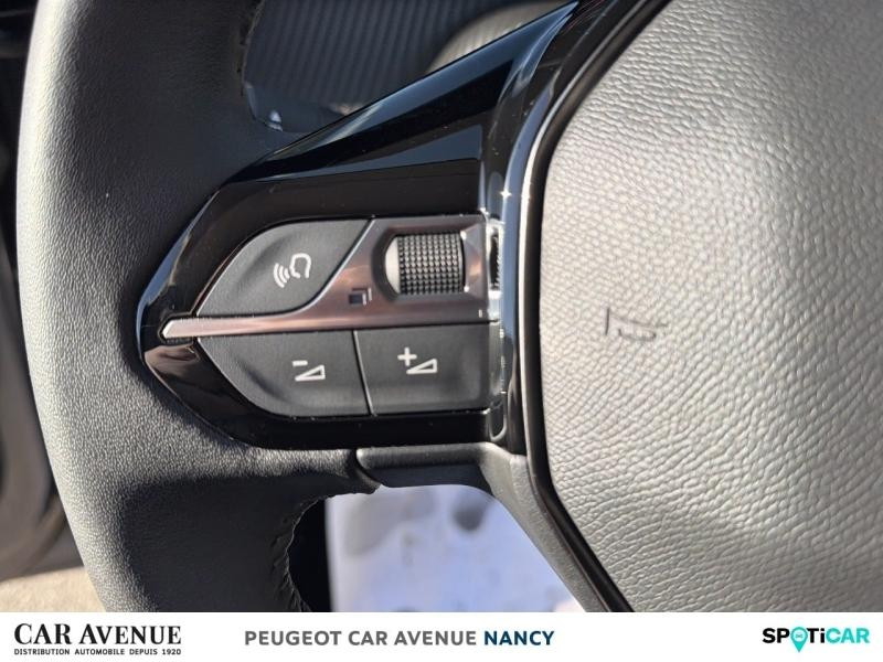 Used PEUGEOT 208 1.2 PureTech 100ch S&S Allure 2023 Gris Platinium (M) € 15490 in Lunéville