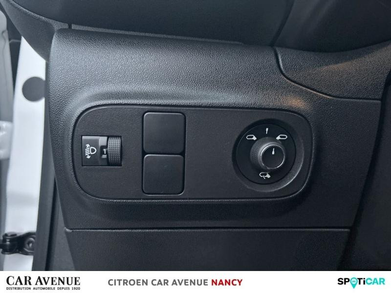 Occasion CITROEN C3 1.2 PureTech 110ch S&S Shine EAT6 2022 Blanc Banquise (O) - Noir Onyx 12490 € à Lunéville