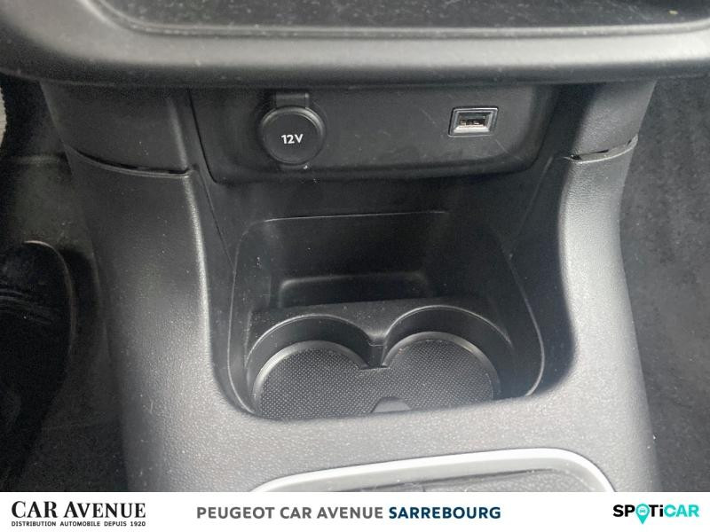 Used CITROEN C3 1.2 PureTech 83ch S&S Feel Pack 2020 Spring Blue (M) - Noir Onyx € 10500 in Sarrebourg