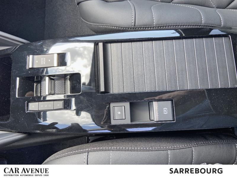 Used CITROEN C4 Moteur électrique 136ch (100 kW) Shine Automatique 2023 Noir Perla Nera (N) € 21900 in Sarrebourg