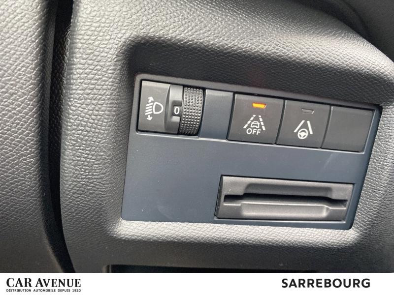 Used CITROEN C5 Aircross 1.2 Hybride 136ch MAX boite automatique 2024 Gris Platinium (M) € 35800 in Sarrebourg