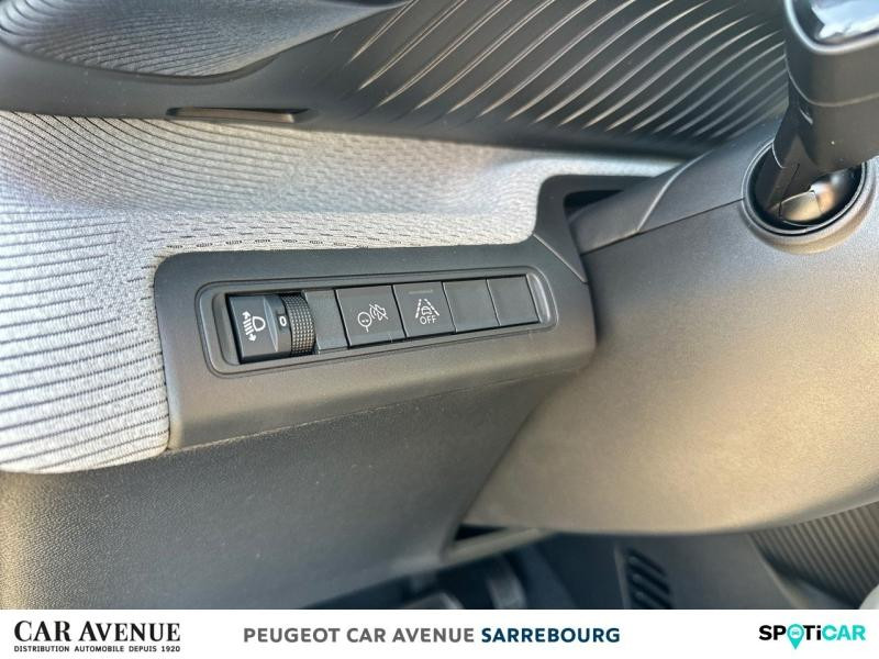 Used CITROEN C3 Aircross 1.2 Hybride 145ch MAX 2025 Vert Montana (M) + Blanc Opale € 28400 in Sarrebourg