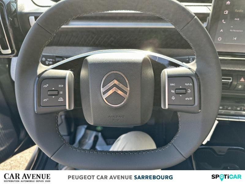 Used CITROEN C3 Aircross 1.2 Hybride 145ch MAX 2025 Vert Montana (M) + Blanc Opale € 28400 in Sarrebourg
