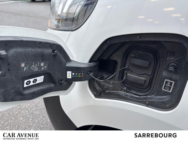 Used CITROEN Jumpy Fg M 100 kW Batterie 75 kWh S&S Driver 2021 Blanc Banquise € 20500 in Sarrebourg