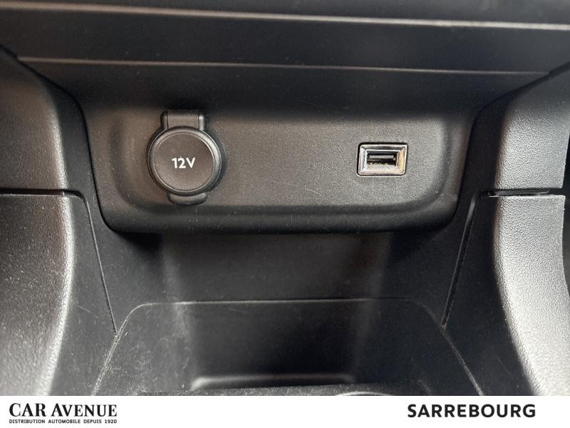 Occasion CITROEN C3 PureTech 82ch Graphic S&S E6.d 2020 Gris Acier - Noir Onyx 9900 € à Sarrebourg