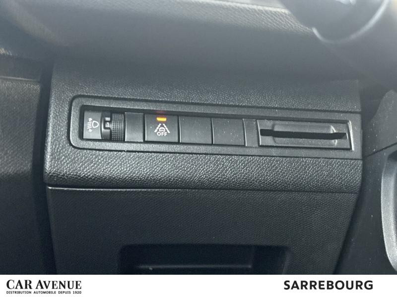 Used PEUGEOT 3008 1.5 BlueHDi 130ch S&S Allure Pack 2022 Bleu Célèbes (M) € 21890 in Sarrebourg