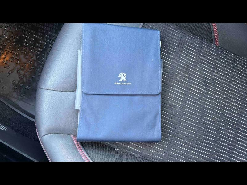 Occasion PEUGEOT 2008 1.2 PureTech 110ch GT Line S&S 2018 Blanc Banquise 9850 € à Sarrebourg