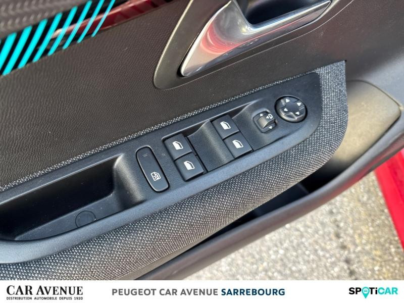 Used PEUGEOT 208 e-208 136ch Style 2023 Rouge Elixir (V) € 19700 in Sarrebourg