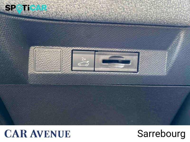 Used CITROEN C5 Aircross 1.2 Hybride 145ch MAX boite automatique 2026 Rouge Rubis (M) € 36800 in Sarrebourg