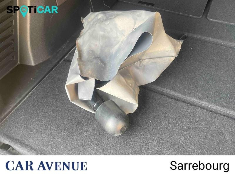 Used PEUGEOT 5008 1.2 PureTech 130ch S&S Style 2021 Metallic Copper (M) € 19800 in Sarrebourg