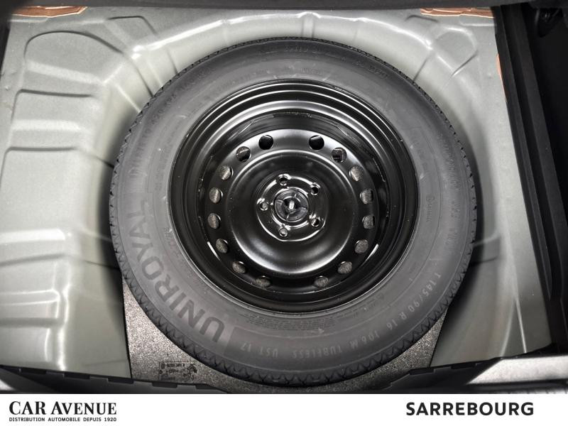 Used RENAULT Captur 1.0 TCe 90ch Evolution 2024 Noir Etoilé € 17600 in Sarrebourg