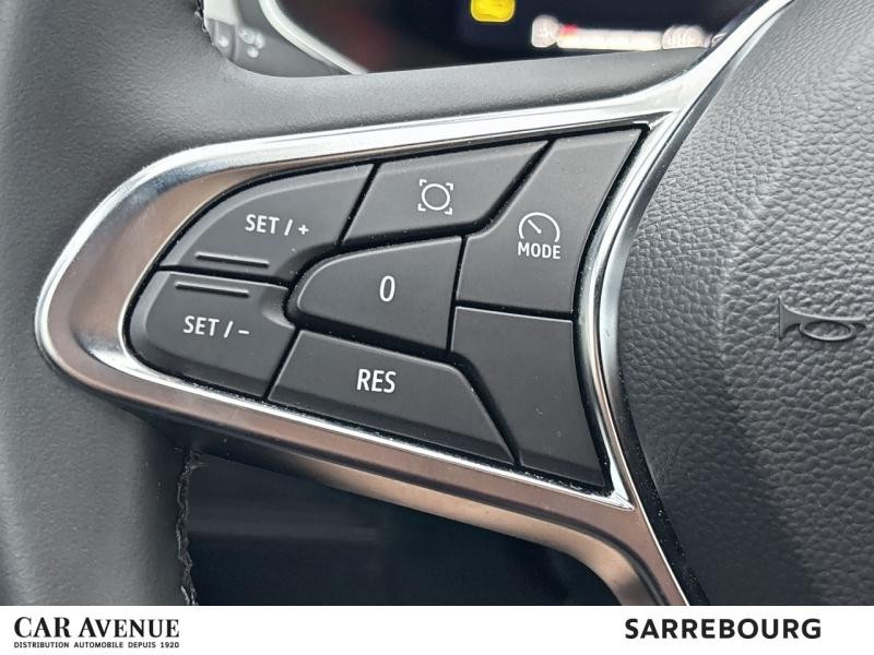 Used RENAULT Captur 1.0 TCe 90ch Evolution 2024 Noir Etoilé € 17600 in Sarrebourg