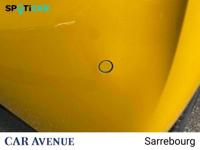 Occasion PEUGEOT 208 1.2 PureTech 100ch S&S Allure EAT8 2021 Jaune 14250 € à Sarrebourg