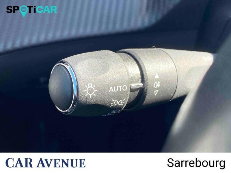 Occasion PEUGEOT 208 1.2 PureTech 100ch S&S Allure EAT8 2021 Jaune 14250 € à Sarrebourg