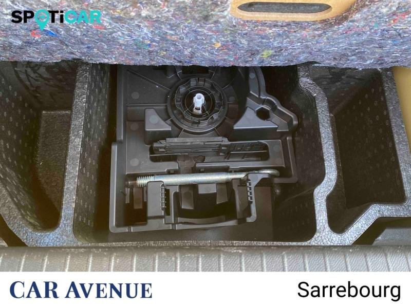 Occasion PEUGEOT 208 1.2 PureTech 100ch S&S Allure EAT8 2021 Jaune 14250 € à Sarrebourg