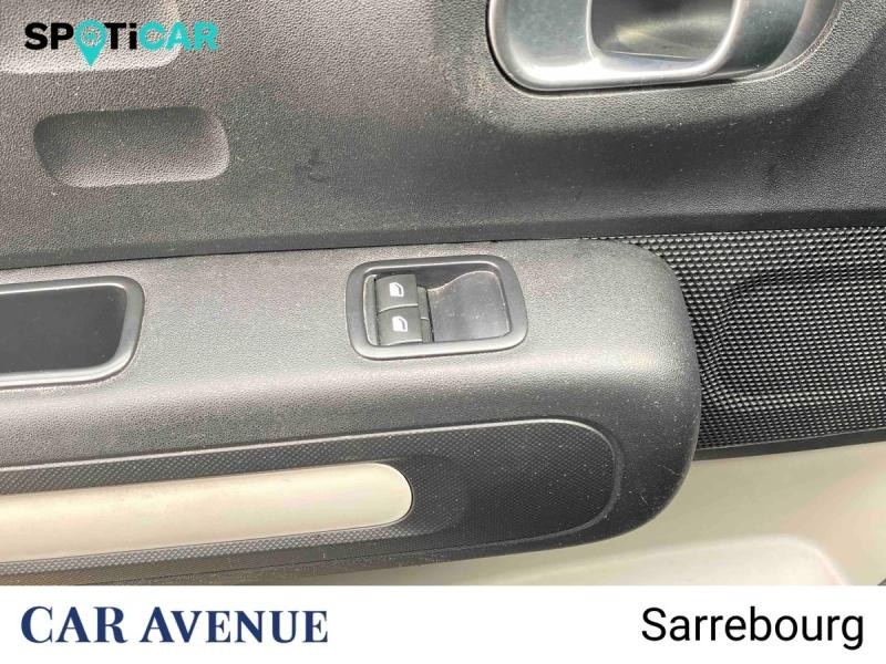 Occasion CITROEN C3 PureTech 82ch Feel 2017 Gris platinium 8400 € à Sarrebourg