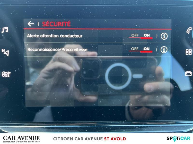 Occasion CITROEN C3 1.2 PureTech 83ch S&S Shine 2022 Rouge Elixir (S) - Noir Perla Nera 11994 € à Longeville-lès-Saint-Avold