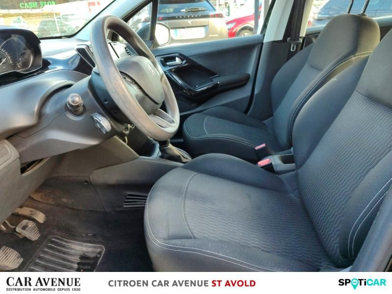 Occasion PEUGEOT 208 1.2 PureTech 82ch Active 5p 2017 Noir Perla Nera 8294 € à Longeville-lès-Saint-Avold