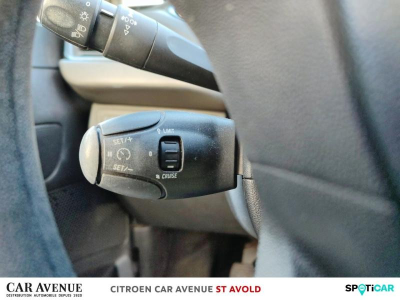 Occasion PEUGEOT 208 1.2 PureTech 82ch Active 5p 2017 Noir Perla Nera 8294 € à Longeville-lès-Saint-Avold