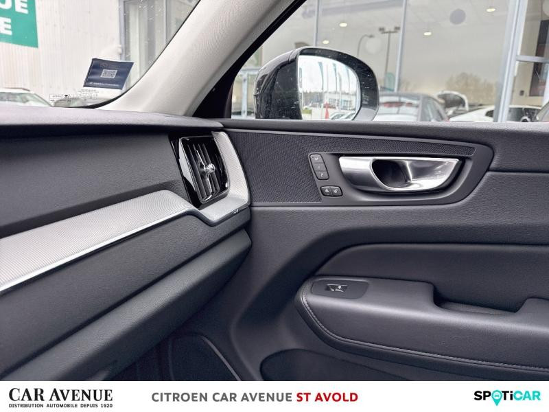 Occasion VOLVO XC60 B4 197ch Plus Style Dark Geartronic 2023 Noir Onyx Métallisé 43995 € à Longeville-lès-Saint-Avold