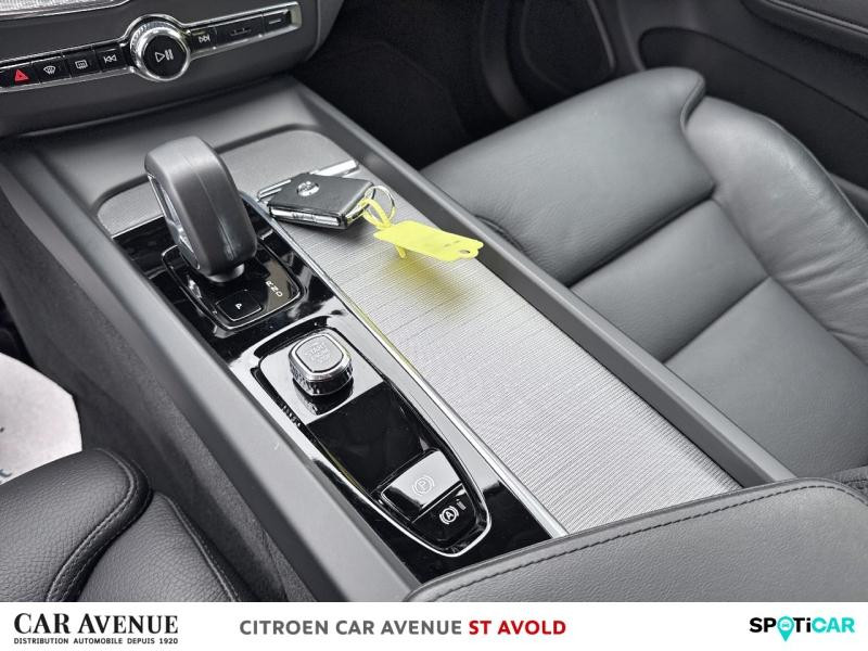 Occasion VOLVO XC60 B4 197ch Plus Style Dark Geartronic 2023 Noir Onyx Métallisé 43995 € à Longeville-lès-Saint-Avold