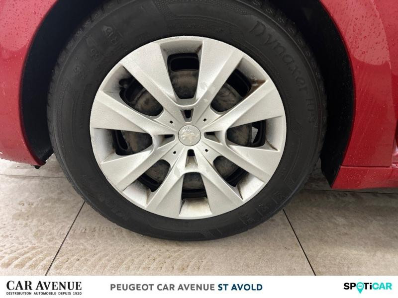 Occasion PEUGEOT 208 1.2 PureTech 68ch E6.c Like 5p 2018 Rouge 6990 € à Longeville-lès-Saint-Avold