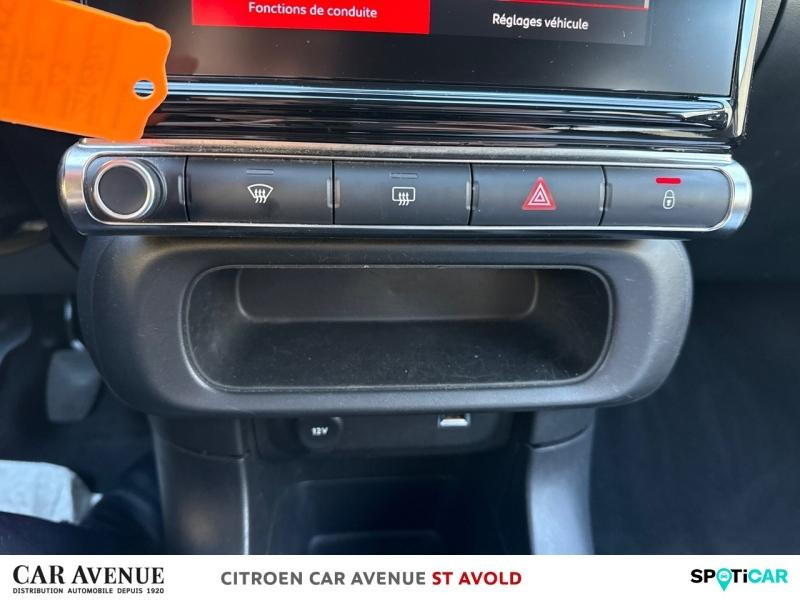 Occasion CITROEN C3 1.2 PureTech 83ch S&S Shine 2021 Noir Perla Nera (N) - Rouge Aden 10791 € à Longeville-lès-Saint-Avold