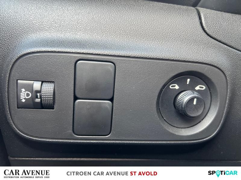 Occasion CITROEN C3 1.2 PureTech 110ch S&S Feel Pack 120-121g 2022 Blanc Banquise (O) 10990 € à Longeville-lès-Saint-Avold