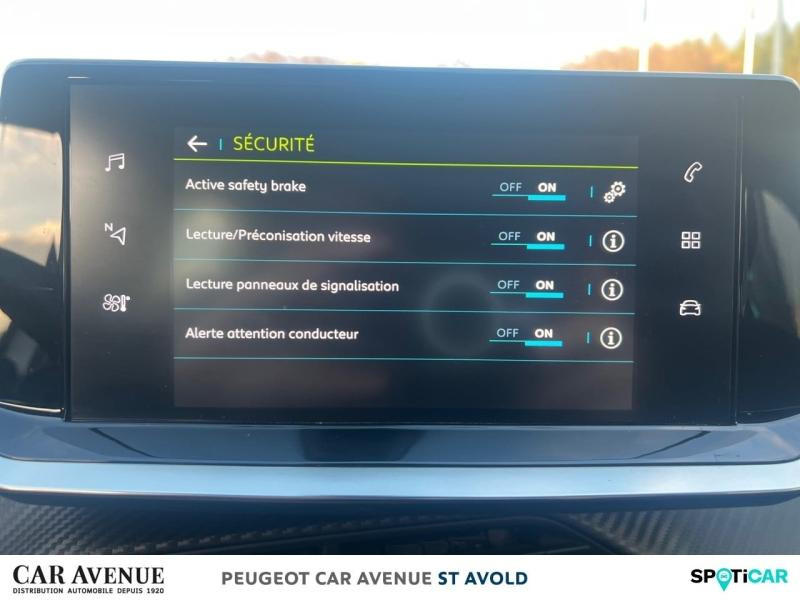 Occasion PEUGEOT 208 e-208 136ch Style 2021 Blanc Banquise (O) 15490 € à Longeville-lès-Saint-Avold