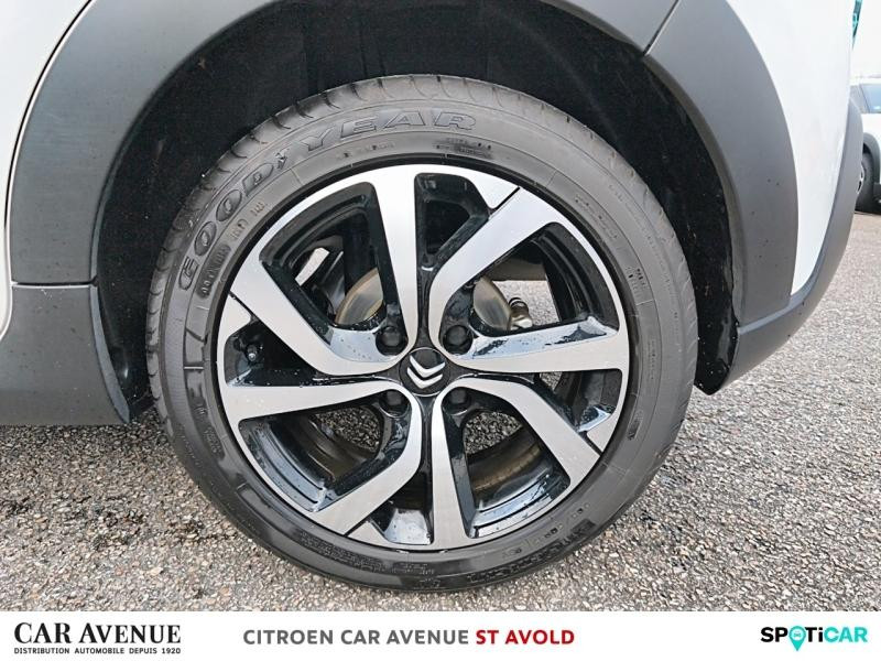 Occasion CITROEN C3 1.2 PureTech 110ch S&S ELLE EAT6 2023 Blanc Banquise (O) - Noir Perla Nera 16490 € à Longeville-lès-Saint-Avold